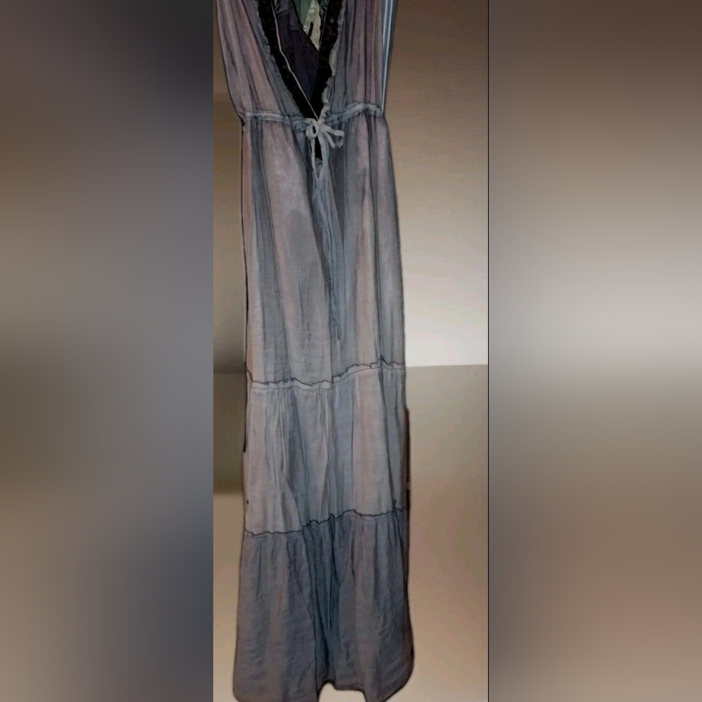 Elegant Lace Trimmed Women's Sleepwear